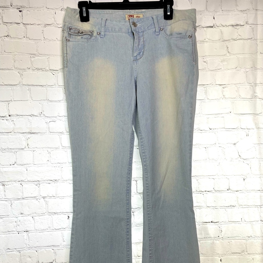 L.e.I Super Stretchy Flare Bell Bottom Jeans
